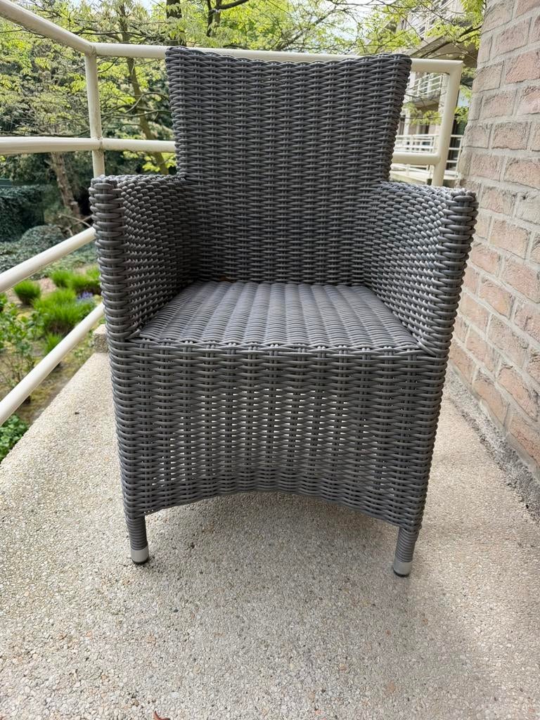 Grijze tuinstoel van Wicker met kussens (4 stuks), Ophalen, Zo goed als nieuw, Wicker