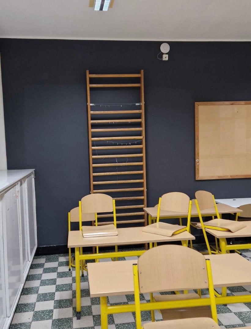 Fenêtre de sport scolaire vintage/ portique (physio), Enlèvement, Comme neuf, Bois, Vintage