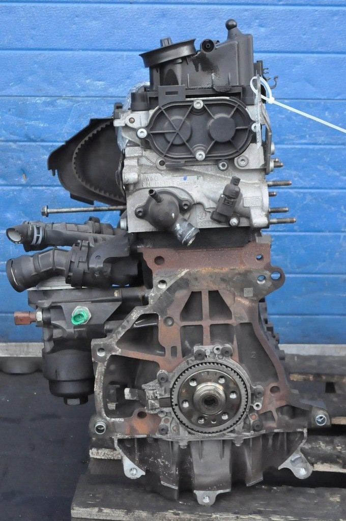 Moteur CLHB Nu SEAT OCTAVIA VW GOLF LEON SKODA, Autos : Pièces & Accessoires, Envoi, Utilisé, Skoda