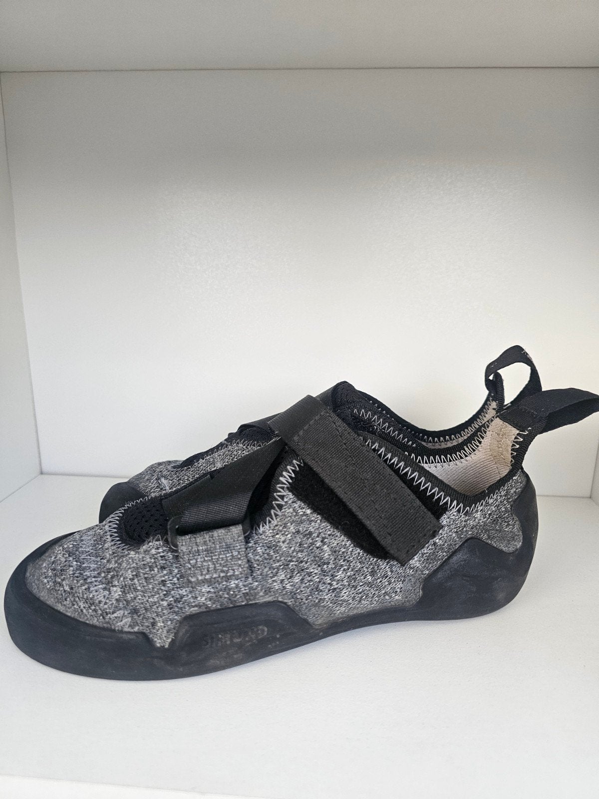 simond klimschoenen, Sport en Fitness, Klimsport, Ophalen, Zo goed als nieuw, Klimsportschoenen