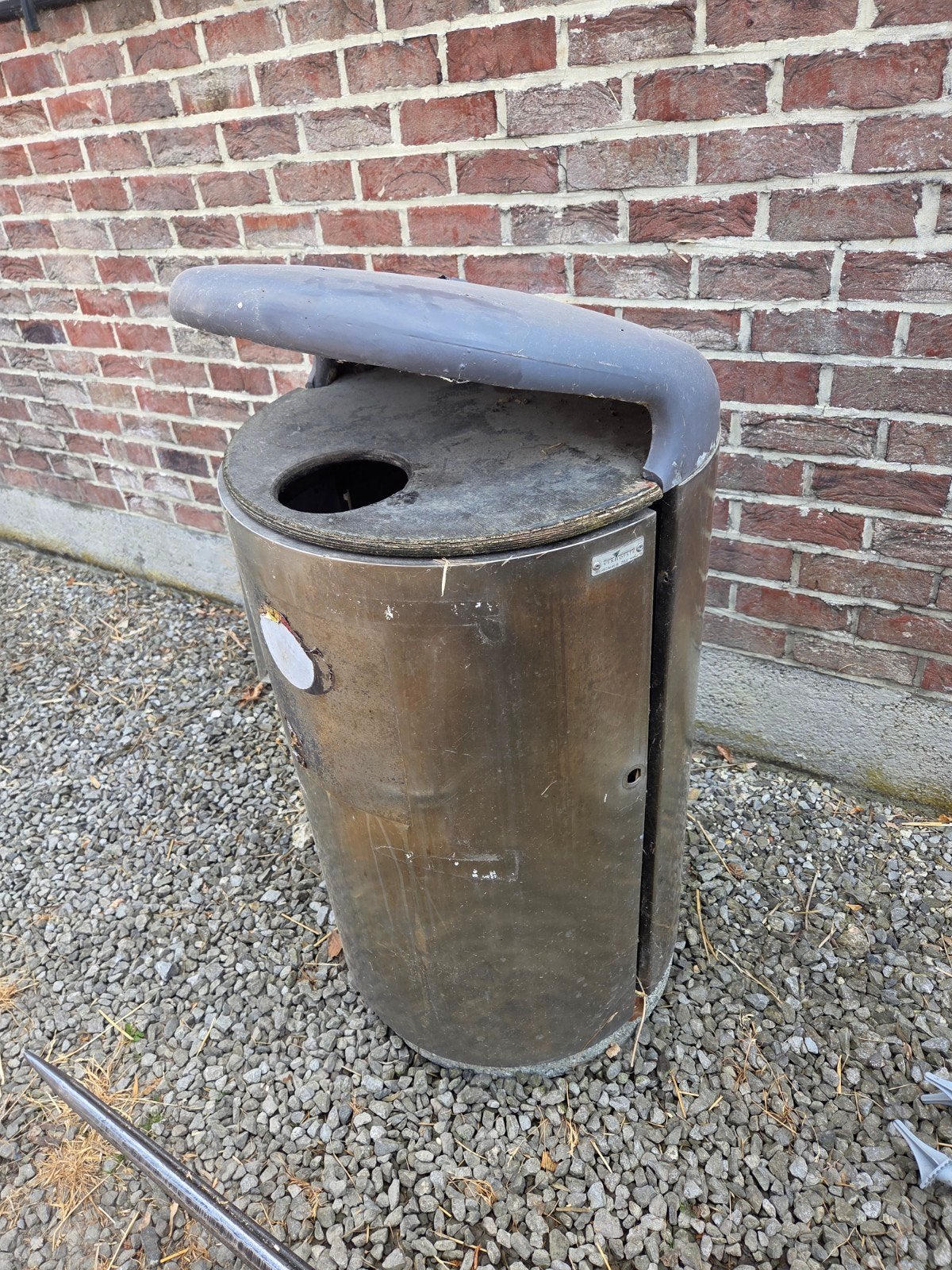 Vuilnisbakken Verhofste, Ophalen