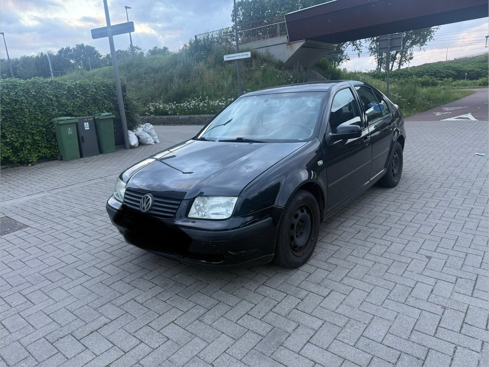 VOLKSWAGEN BORA/1.4 ESSENCE/AC/PIÈCE 2 ABSENTE/, Autos, Volkswagen, Achat, Bora, Boîte manuelle, 5 portes