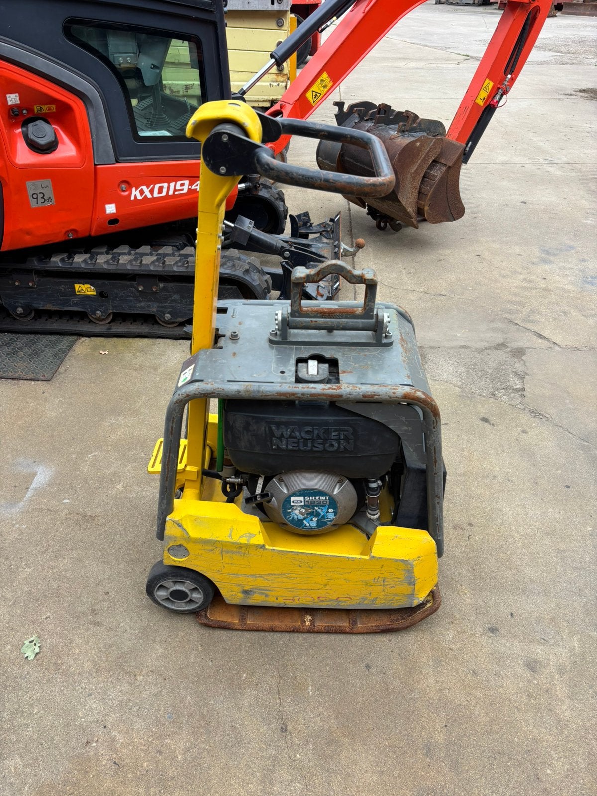 Wacker neuson DPU3050 diesel trilplaat hatz electr. gestart, Enlèvement