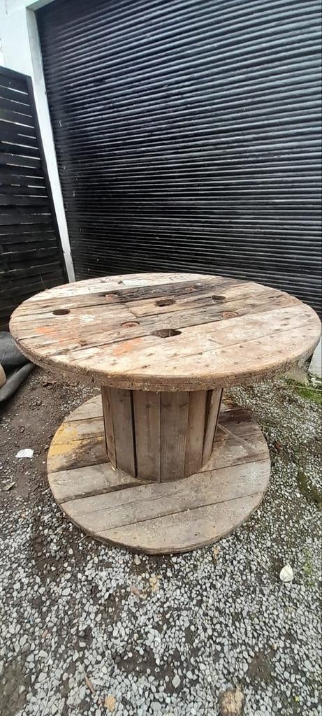 TABLE EXTÉRIEUR ET INTÉRIEUR 1M DE DIAMÈTRE SUR 75CM DE HAUT, Enlèvement ou Envoi, Utilisé