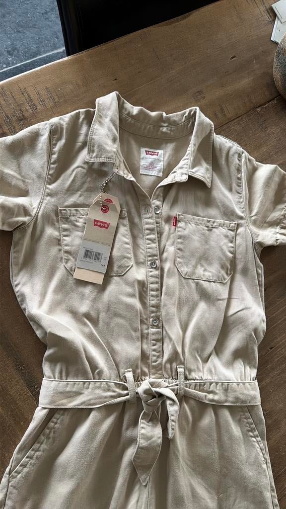 Combishort Levi's taille 14. Parfait état., Enlèvement ou Envoi, Comme neuf, Fille, Autres types