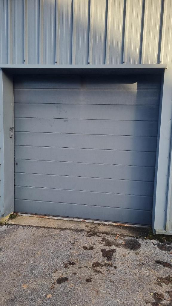 Porte de garage Hormann avec moteur Supramatic, Bricolage & Construction, Châssis & Portes coulissantes, Enlèvement, Utilisé, Autres types