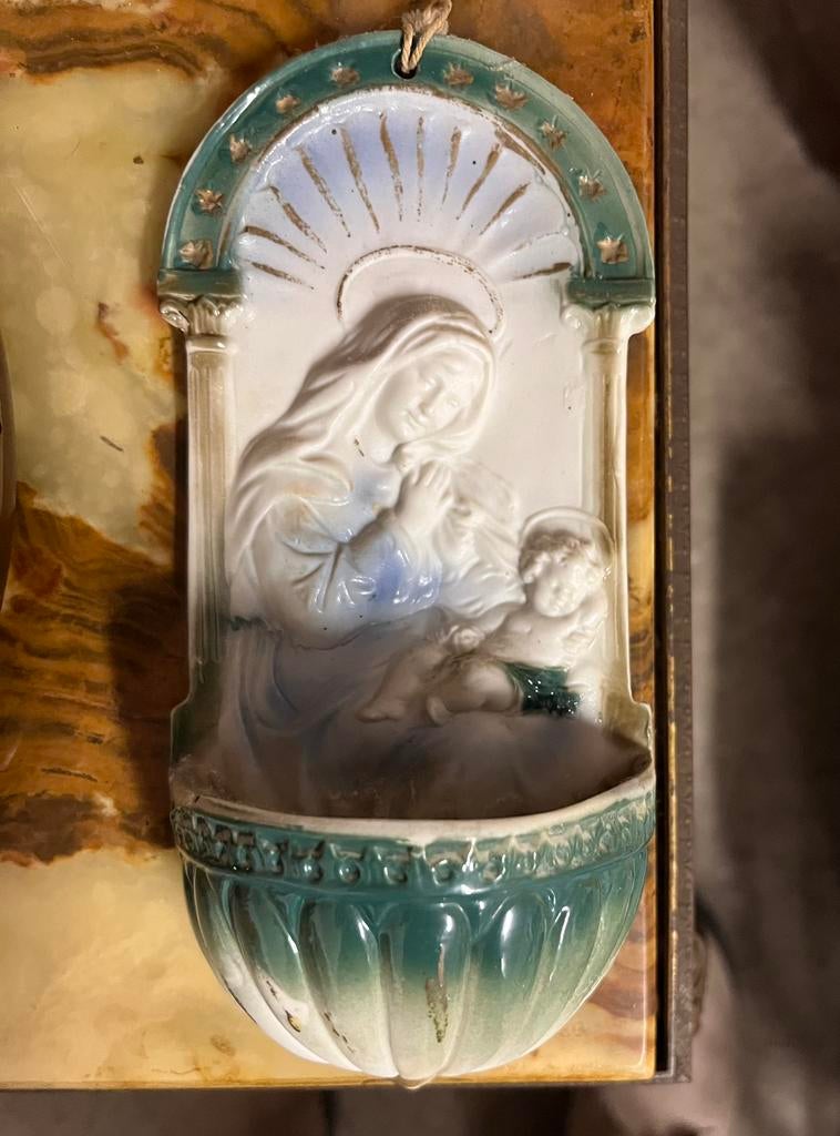 Baril à eau bénite en porcelaine, Antiquités & Art, Enlèvement