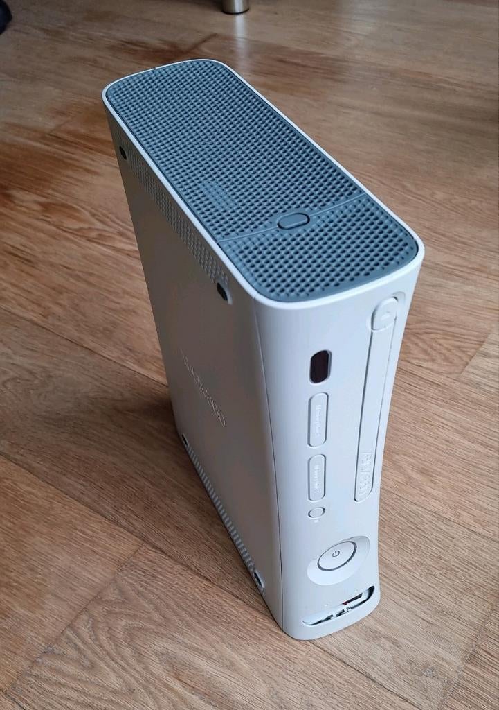 🎮🕹 XBOX 360 Arcade + 12 games, Games en Spelcomputers, Games | Xbox 360, Ophalen