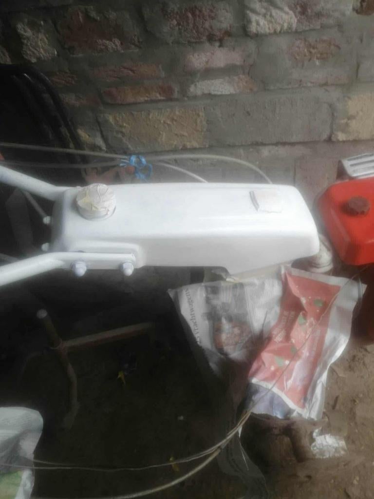 Ik zoek benzinetank voor Mamatora, Fietsen en Brommers, Ophalen of Verzenden