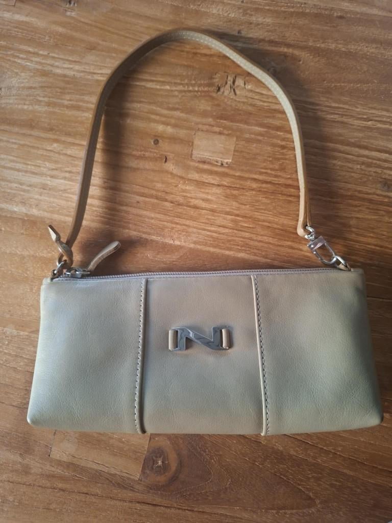 Elegant schoudertasje Nathan kakigroen prima staat, Handtassen en Accessoires, Tassen | Schoudertassen, Overige merken, Gebruikt