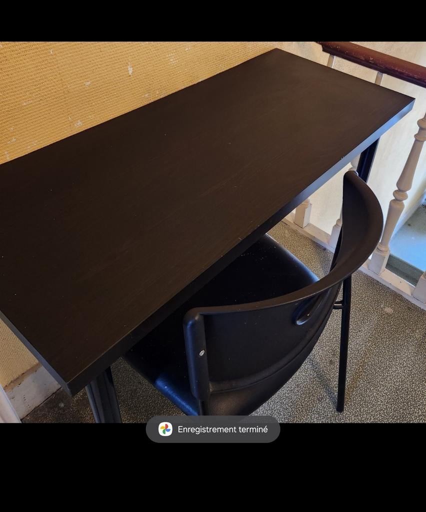Ikea Linnmon wandbureau + 2 Adils poten + 2x wandhaken, Huis en Inrichting, Ophalen of Verzenden, Zo goed als nieuw