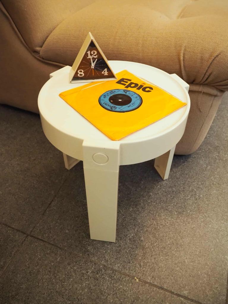 Space Age bijzettafeltje, Flair voor Prisunic, 1970s, Huis en Inrichting, Space Age, Gebruikt, Rond, Minder dan 50 cm