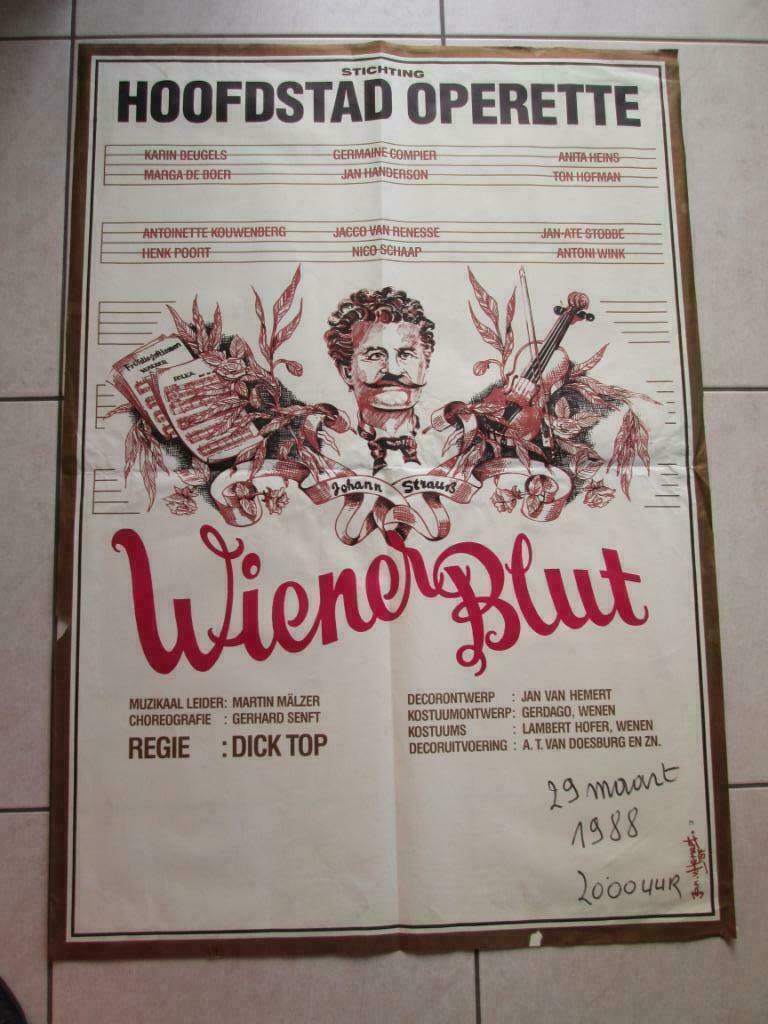 maxiposter (83 x 117 cm) Operette Wienerblut, Envoi