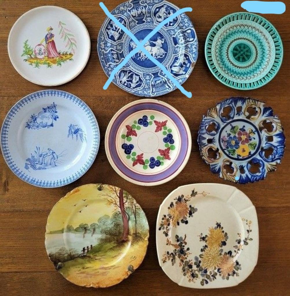 12 assiettes de collection, Enlèvement ou Envoi