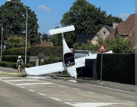 Gezocht leeg casco van vliegtuig ,helicopter of zweefvlieger, Verzamelen, Luchtvaart en Vliegtuigspotten, Ophalen, Gebruikt