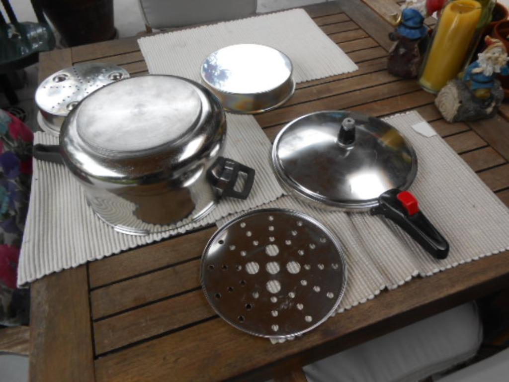 Casserole pour autocuiseur Silvinox Demeyere 6 litres, Enlèvement ou Envoi, Utilisé, Inox, Casserole ou Cocotte-minute