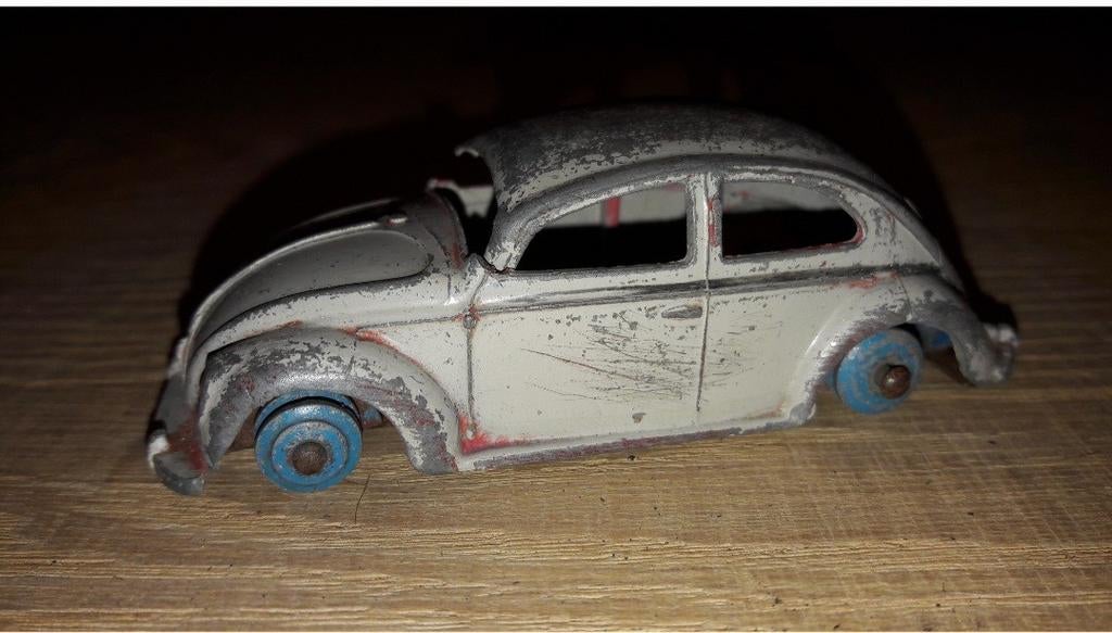 Dinky toys vw kever en alfa romeo, Enlèvement