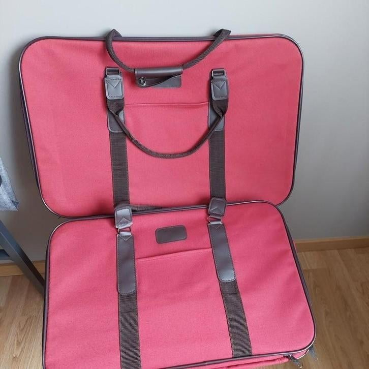 Reiskoffer  nieuw 2 stuks, Ophalen, Nieuw