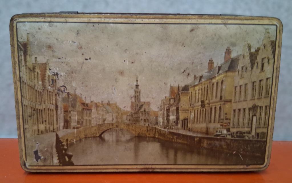 Oude blikken doos - Chocolade Jacques - Brugse stadszichten, Enlèvement ou Envoi