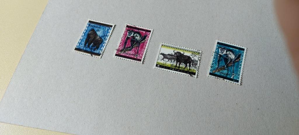 postzegels Burundi, Ophalen of Verzenden, Overige landen, Gestempeld