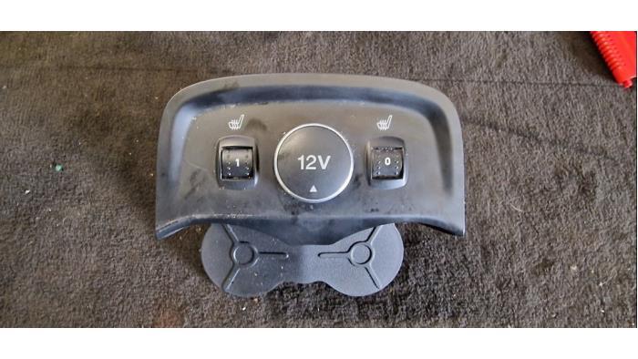 Commutateur chauffage siège d'un Ford Focus, Enlèvement ou Envoi, 3 mois de garantie, Utilisé, Ford