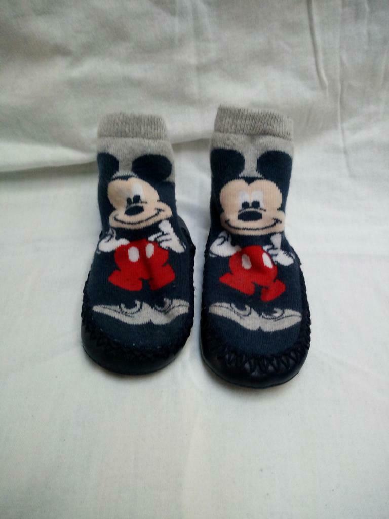 Pantoffels Disney maat 19-20, Slofjes, Gebruikt, Jongetje of Meisje, Ophalen