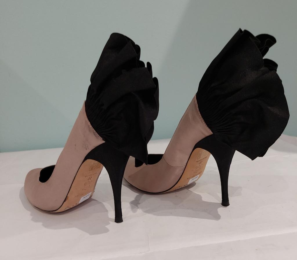 643C* Karen MILLEN - sexy escarpins bicolores (39), Vêtements | Femmes, Chaussures, Comme neuf, Escarpins, Autres couleurs, Envoi