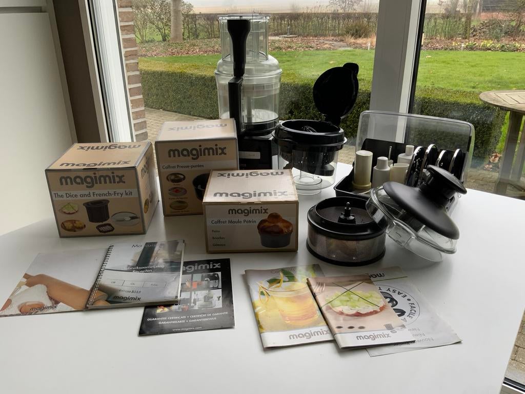 Robot culinaire Magimix 5200 XL avec accessoires, Electroménager, Mélangeurs de cuisine, Enlèvement, Comme neuf