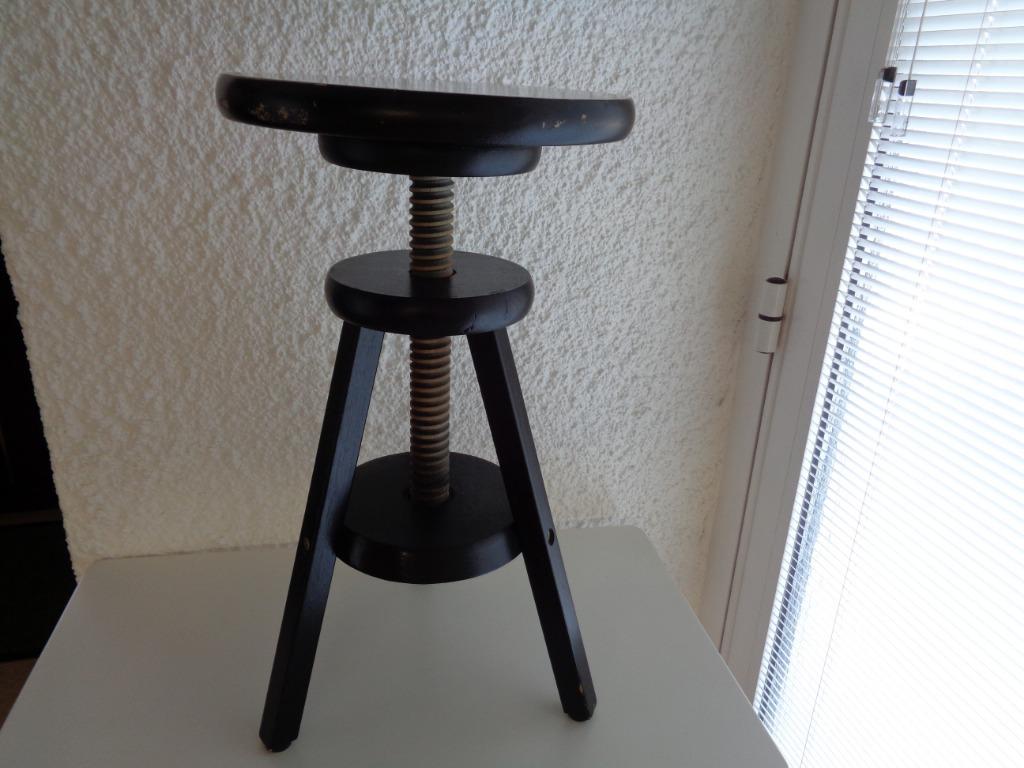 Tabouret genre bois ancien., Maison & Meubles, Tabourets, Utilisé, Bois, Enlèvement ou Envoi