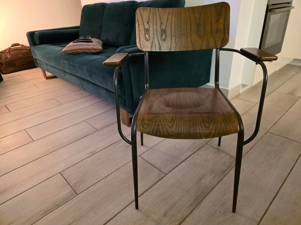4 stoelen" Schiller " in nieuwstaat ,eikenbruin, honing, Ophalen, Zwart, Zo goed als nieuw, Vier