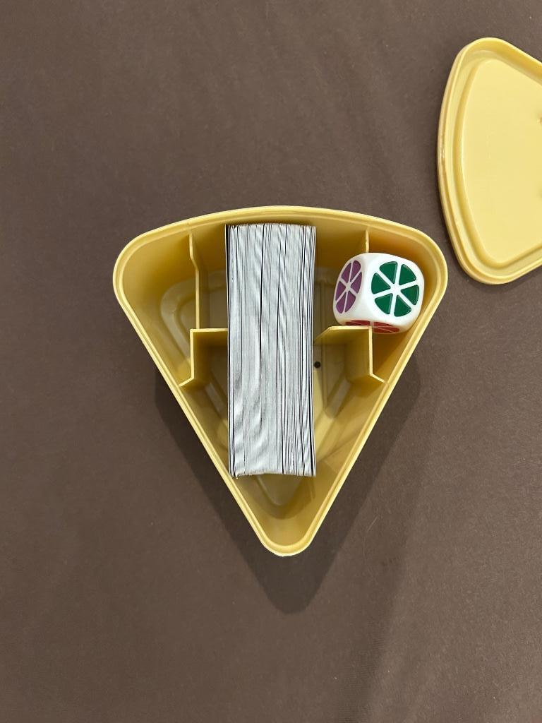 Harry Potter trivial pursuit, Ophalen of Verzenden, Zo goed als nieuw, Spel