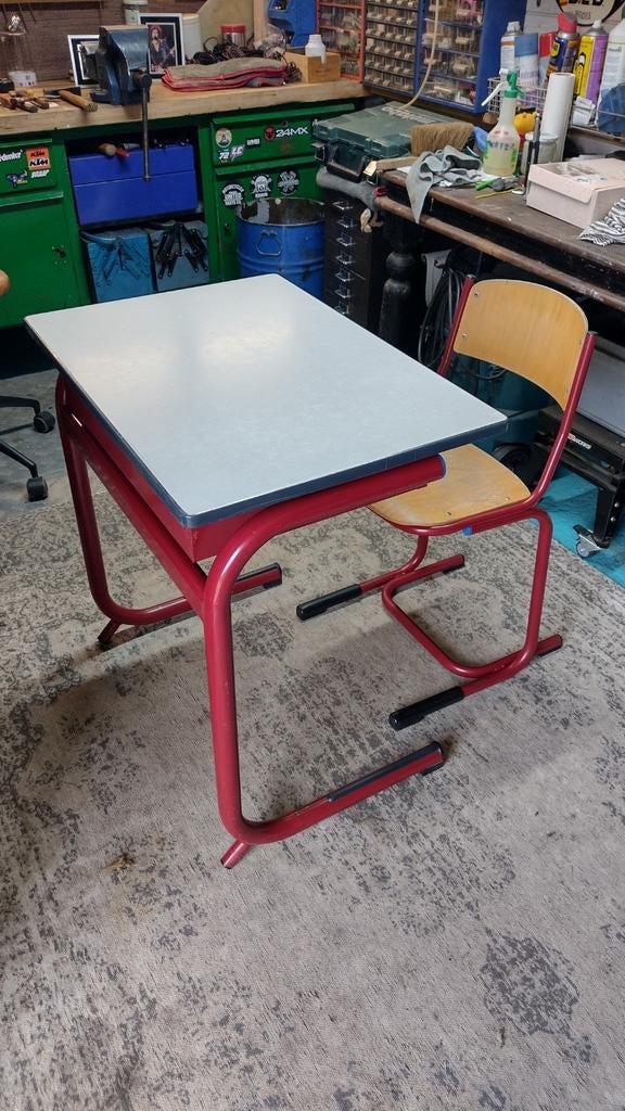 Vintage schoolbureeltje met stoeltje, Ophalen, Gebruikt, Tafel(s) en Stoel(en)