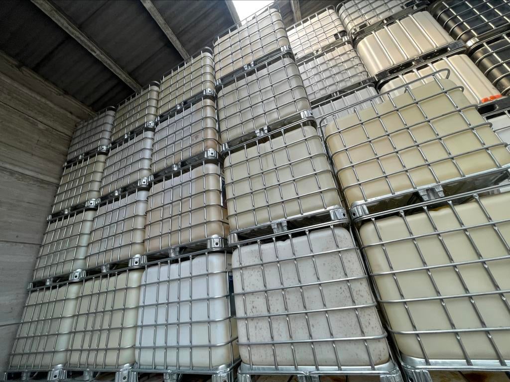 Cuve citerne cubi IBC 1000l compléte (avec cage et palette), Jardin & Terrasse, 150 litres ou plus, Enlèvement ou Envoi, Synthétique