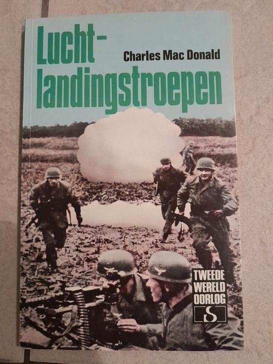 Lucht landingstroepen van Charles Mac Donald, Ophalen, Gelezen