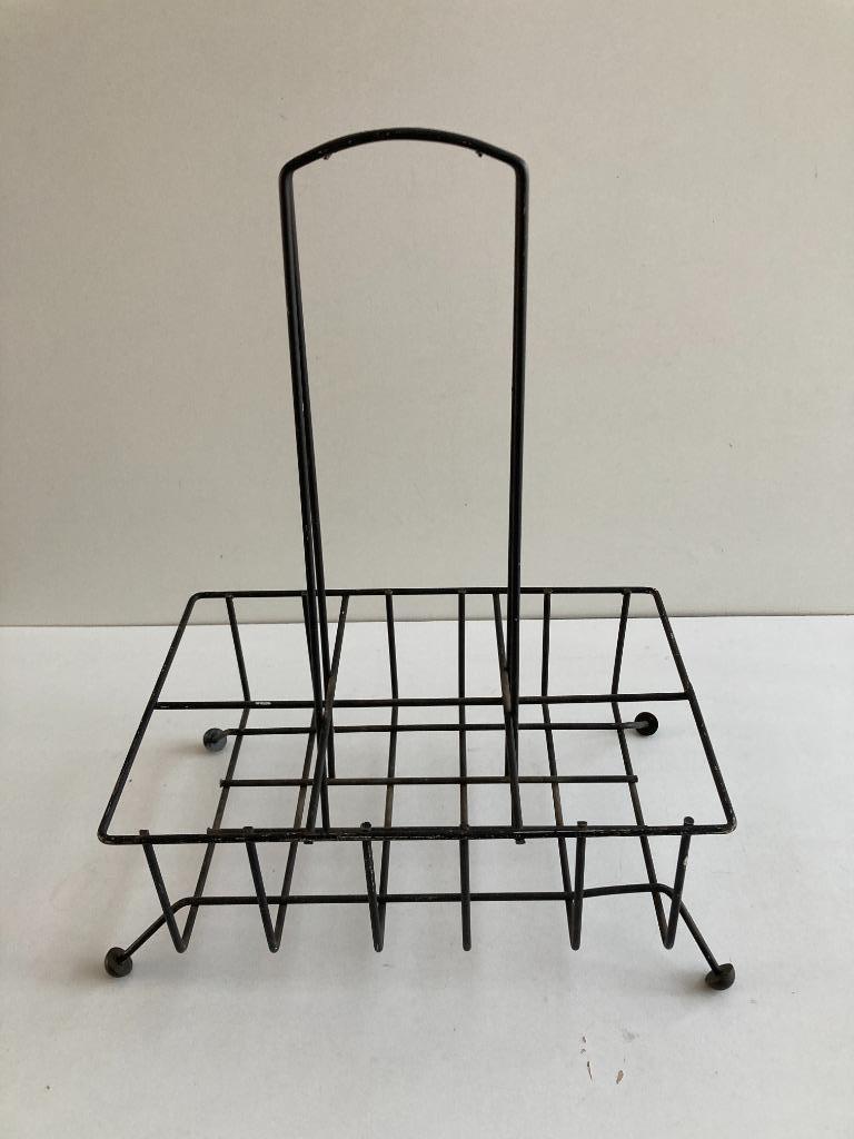 Zwarte vintage metalen flessenhouder jaren 60 -70, Huis en Inrichting, Gebruikt, 5 tot 15 flessen, Ophalen of Verzenden, Metaal