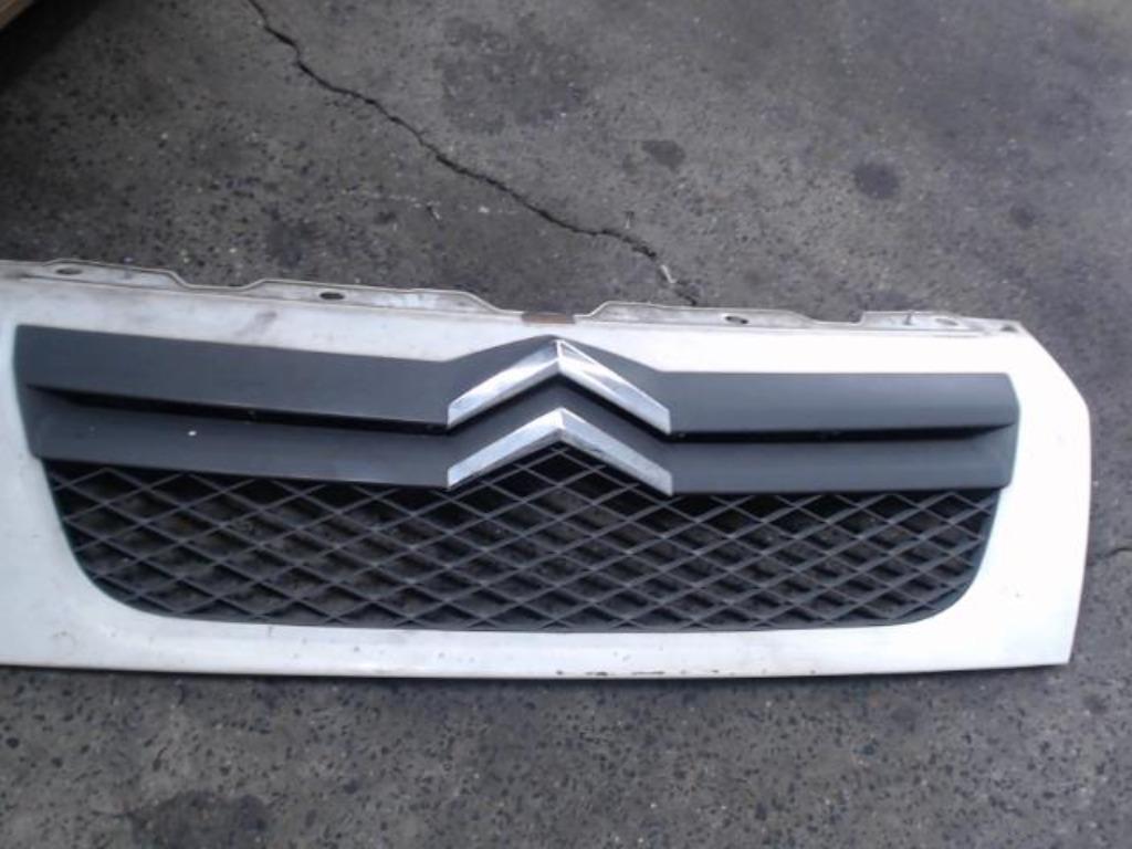 Calandre Citroen Jumper 3 2006-2015 LP/14844, Enlèvement, Utilisé, Avant