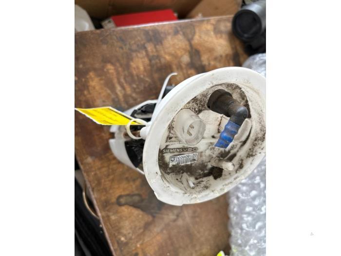 Benzinepomp van een BMW 1-Serie, Auto-onderdelen, Brandstofsystemen, BMW, Gebruikt, 3 maanden garantie, Ophalen of Verzenden