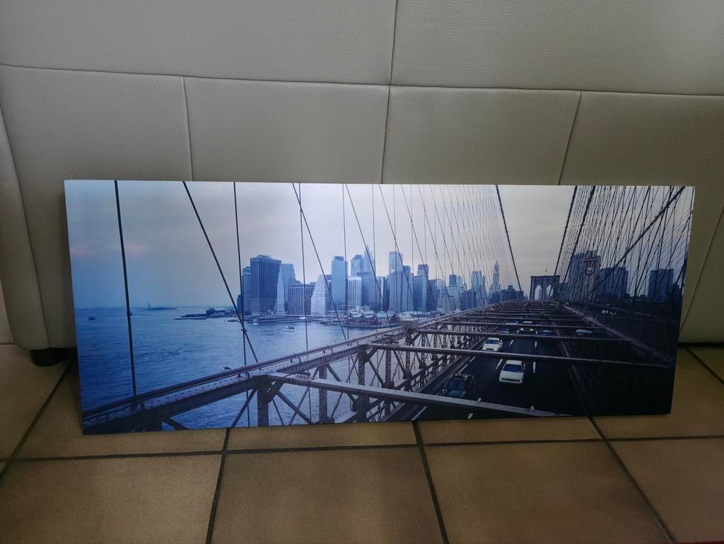 Amerikaanse brug op canvas, Enlèvement