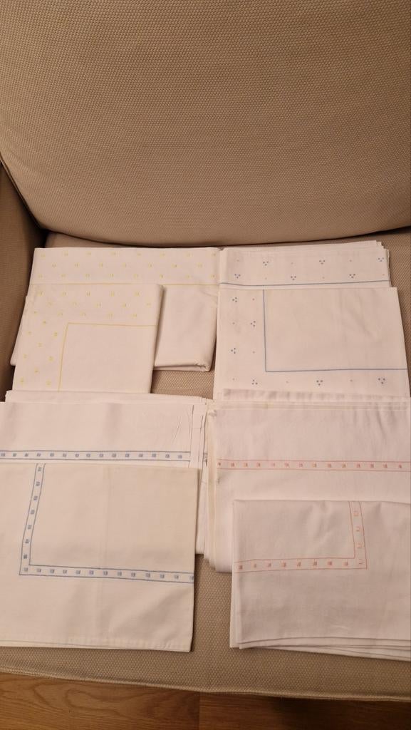 Draps de lit et taies enfant/bébé Dujardin, Oreiller, Garçon ou Fille, Enlèvement, Utilisé