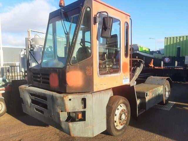 mol terminal trekker yt200 4x2  cummins motor, Ophalen, Gebruikt, Overige merken, Overige Auto-onderdelen
