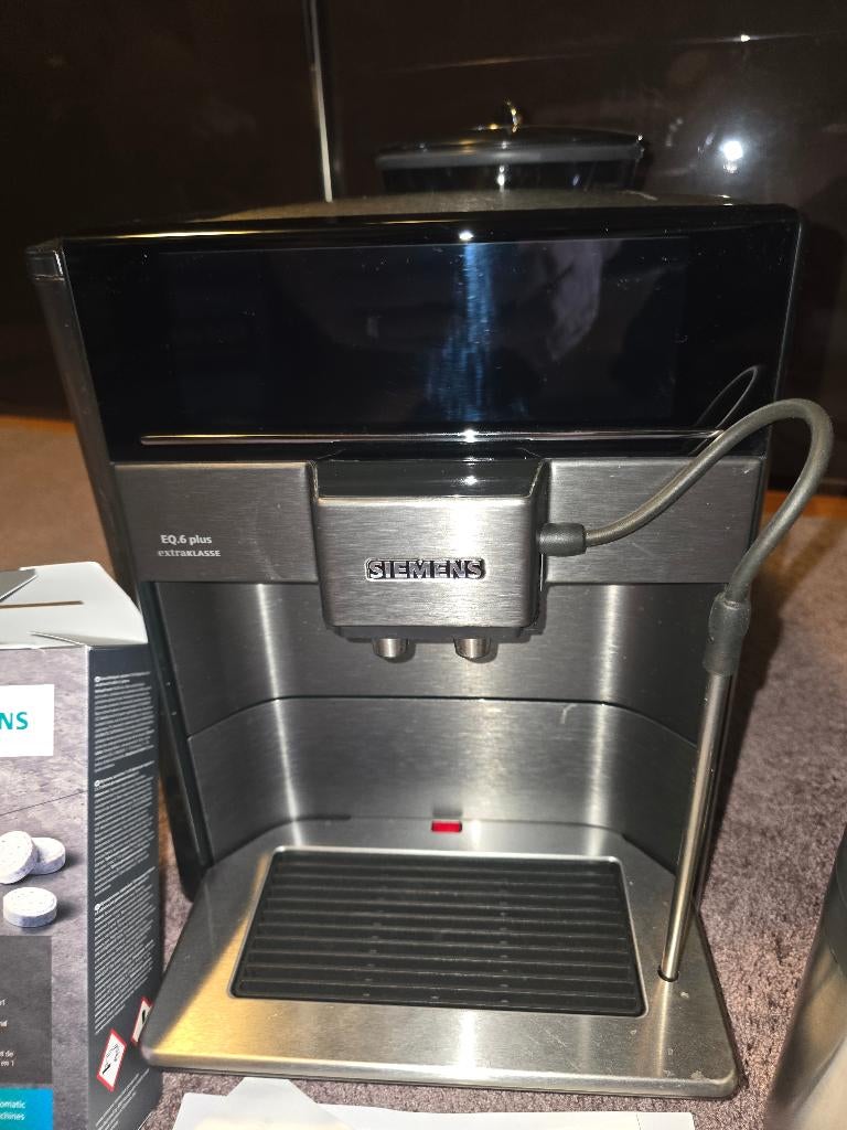 machine a cafe Siemens EQ.6plus, Electroménager, Autres modèles, Réservoir d'eau amovible, Café en grains, Enlèvement