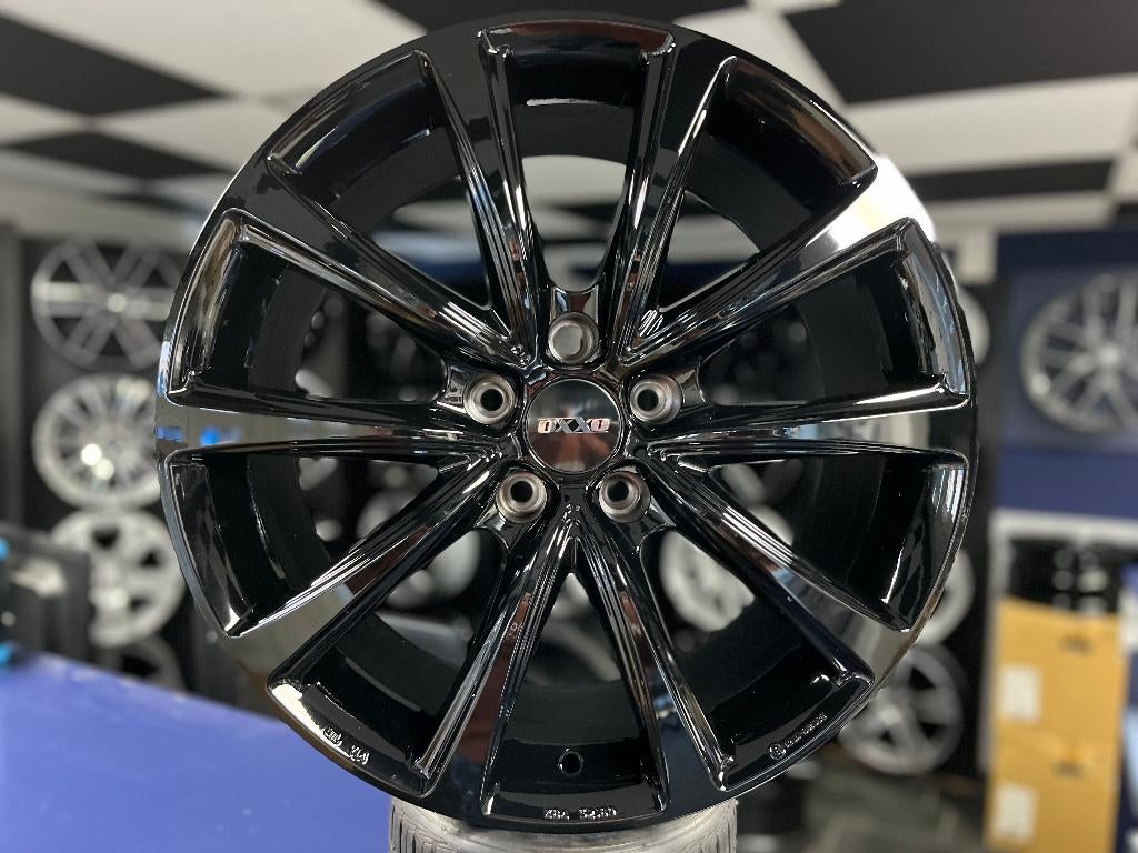 IN STOCK: NIEUWE 18 inch 5x112 Oxxo sport velgen MB VW Audi, Ophalen of Verzenden, Nieuw, Overige automerken