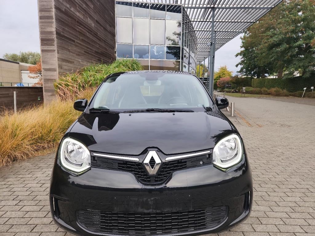 Renault twingo 
Face lift !
Année 2022/ 070.000 km, Auto's, Twingo, Bedrijf, Elektrische ramen, Euro 6