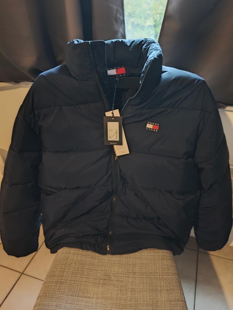 Tommy winterjas maat S nieuw, Kleding | Heren, Jassen | Winter, Ophalen, Blauw, Nieuw, Tommy hilfiger