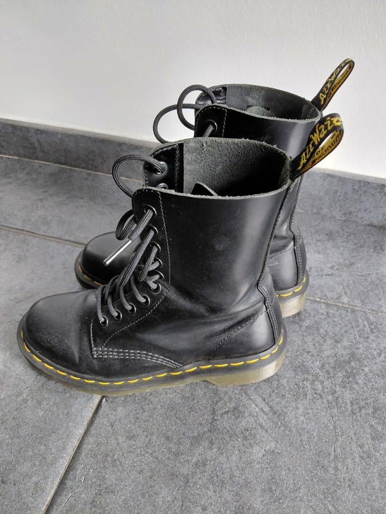 Bottines Dr. Martens, Ophalen