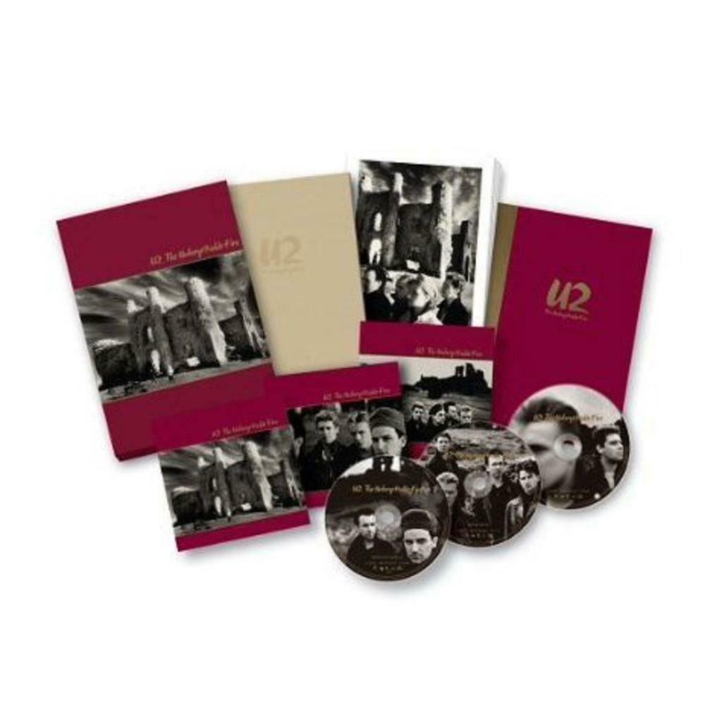 2Cd+Dvd Box U2 The Unforgettable Fire 25th Ann incl Boek NEW, Enlèvement ou Envoi, Neuf, dans son emballage
