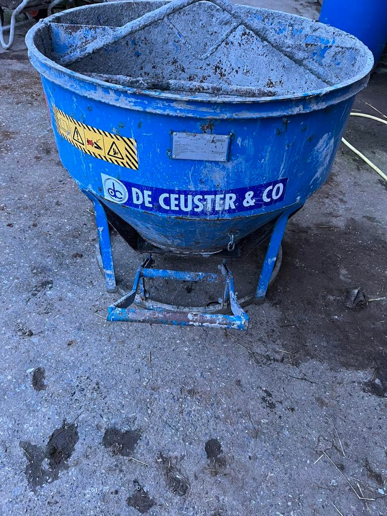 Beton/ mortel bak, Doe-het-zelf en Bouw, Ophalen, Gebruikt