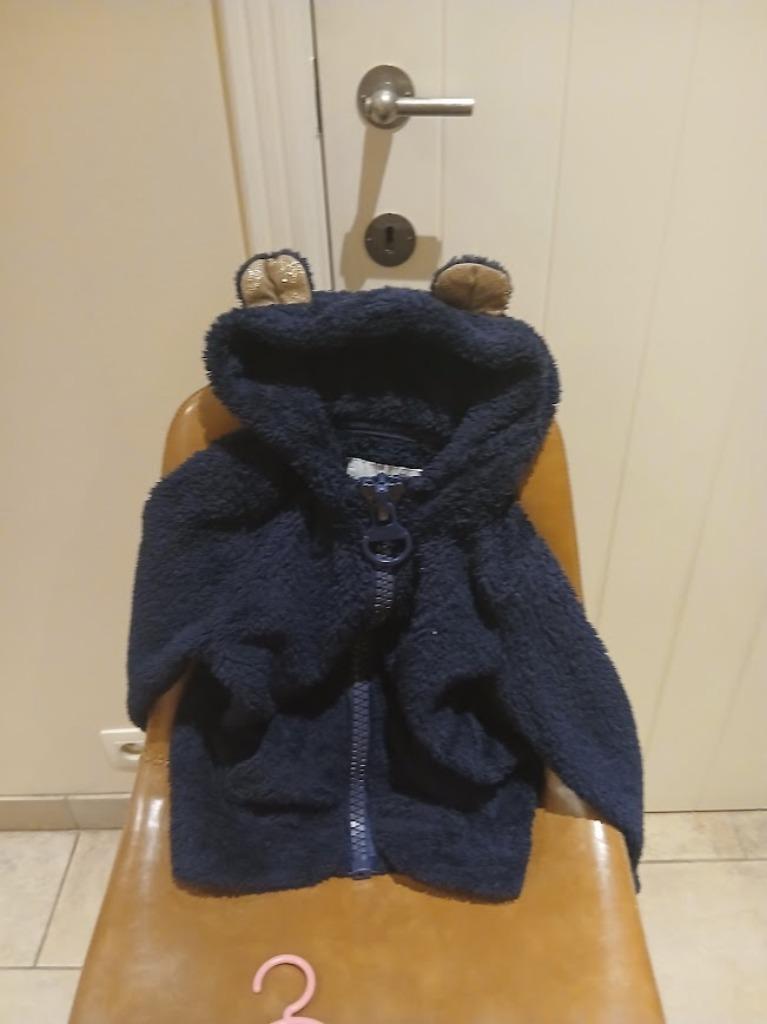 dikke fleece trui met kap maat 134 - 140, Kinderen en Baby's, Gebruikt, Meisje, Trui of Vest, Ophalen of Verzenden