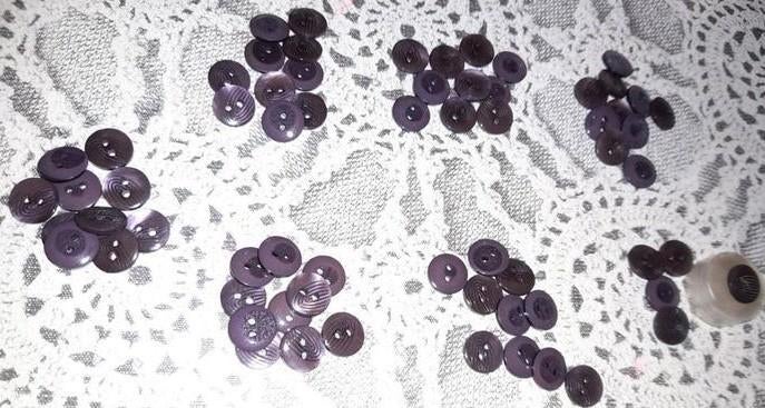 Lot de 65 boutons mauves neufs, Hobby & Loisirs créatifs, Enlèvement ou Envoi, Neuf