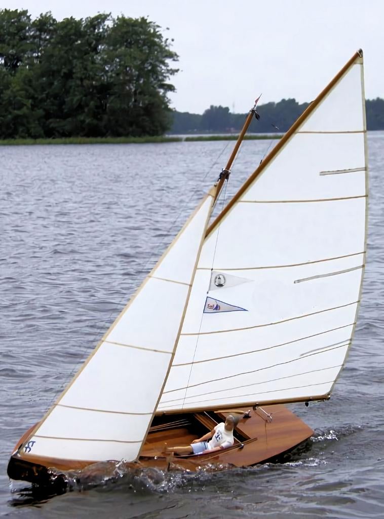 Plan de construction d'un voilier de classe BMer de 16 m², Envoi, Neuf